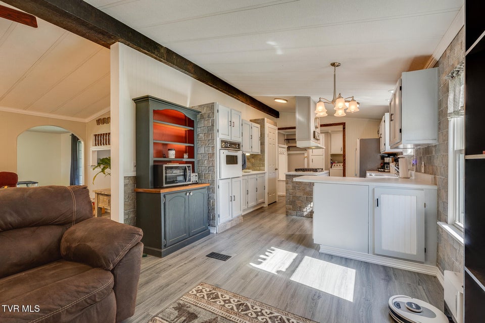 Photo #8: 18212 Cleveland Road