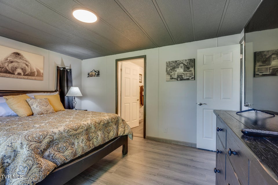 Photo #19: 18212 Cleveland Road