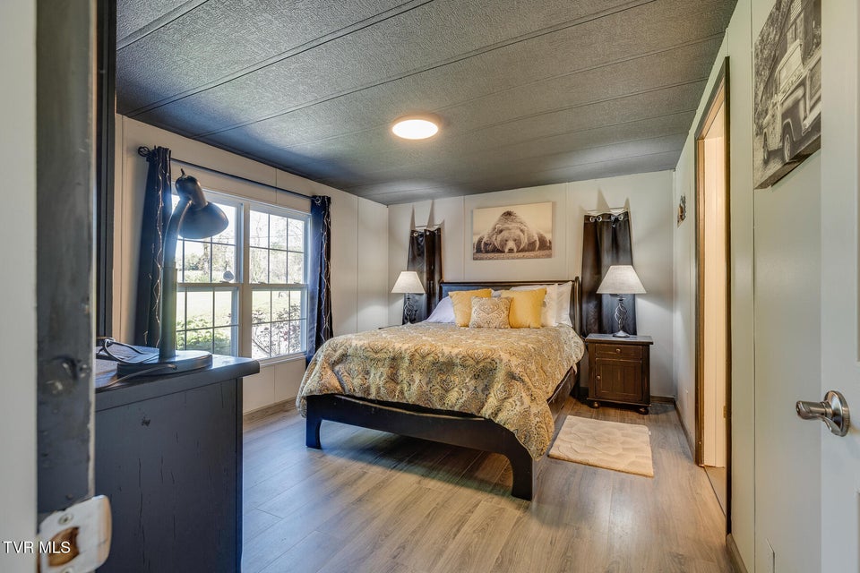 Photo #17: 18212 Cleveland Road