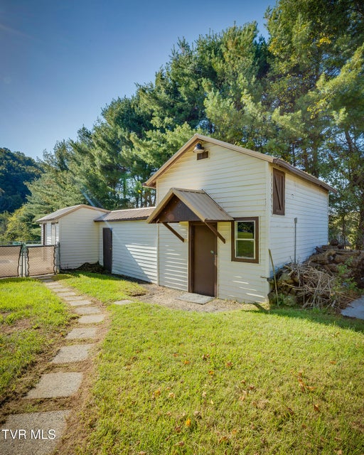 Photo #37: 18212 Cleveland Road