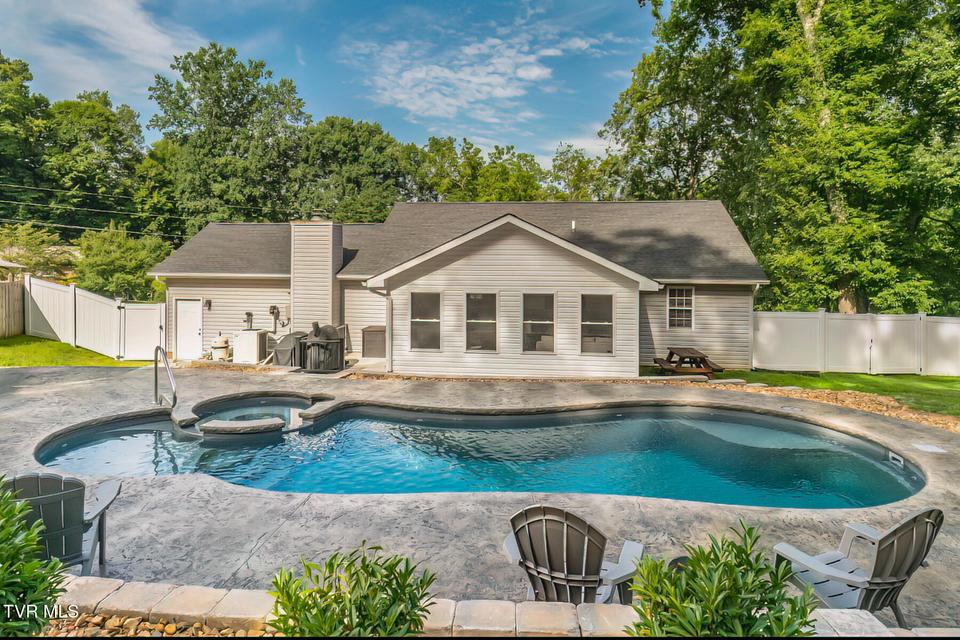 Photo #59: 4004 Englewood Boulevard