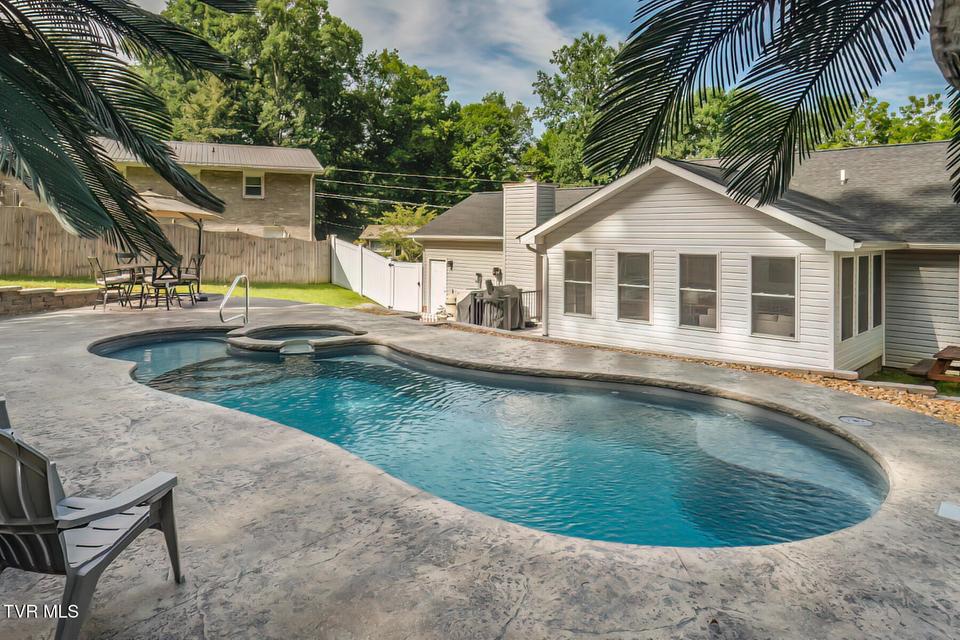 Photo #60: 4004 Englewood Boulevard