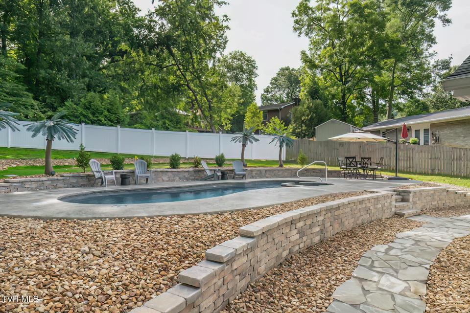 Photo #61: 4004 Englewood Boulevard