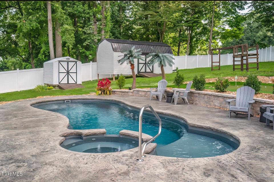 Photo #62: 4004 Englewood Boulevard