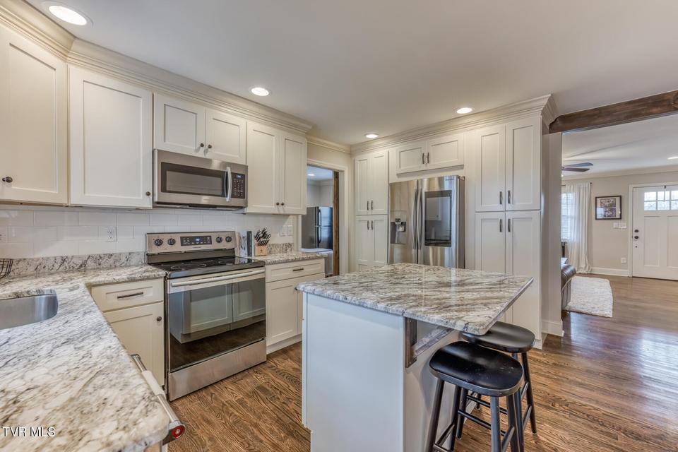 Photo #14: 4004 Englewood Boulevard