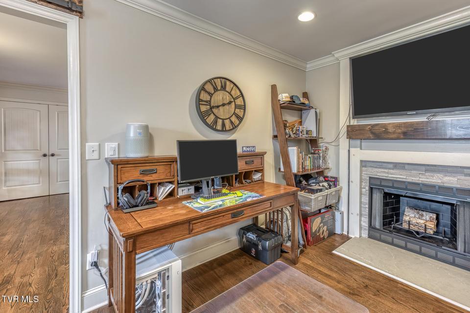 Photo #22: 4004 Englewood Boulevard