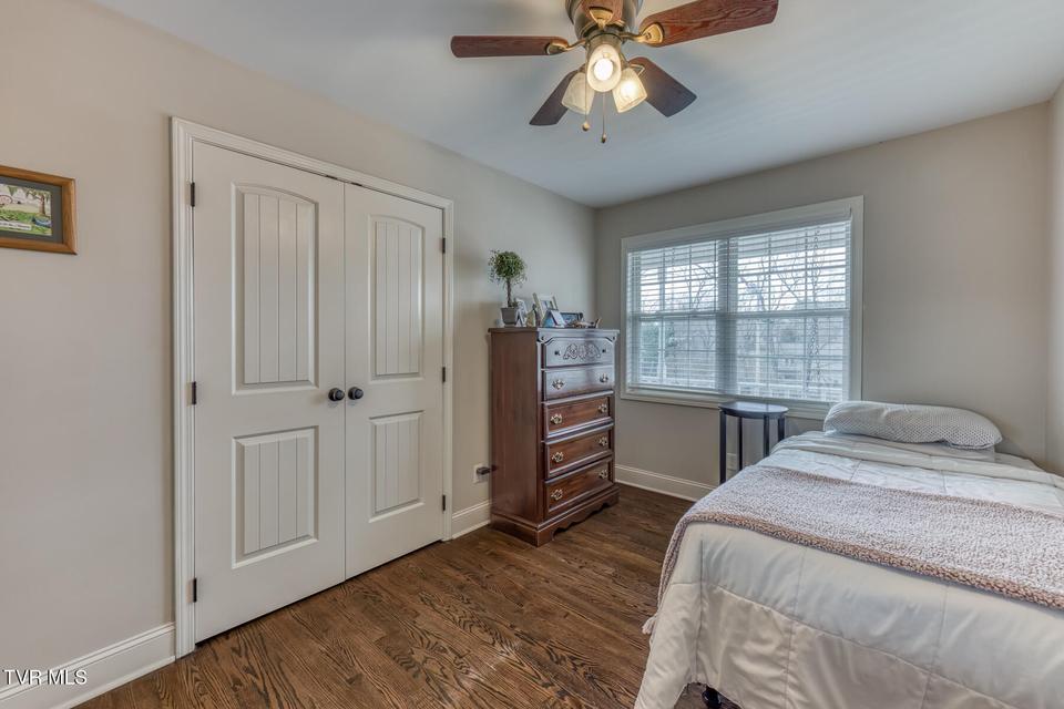 Photo #33: 4004 Englewood Boulevard