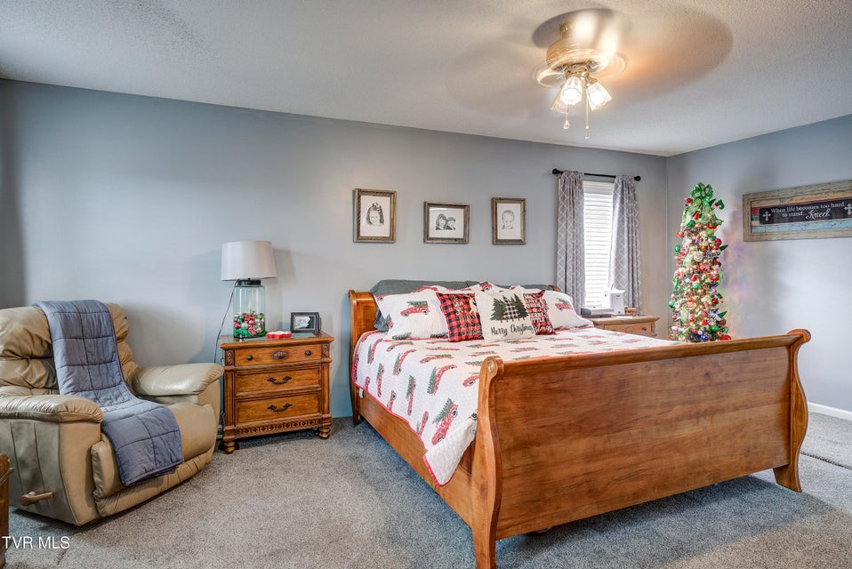 Photo #28: 308 Autumn Circle