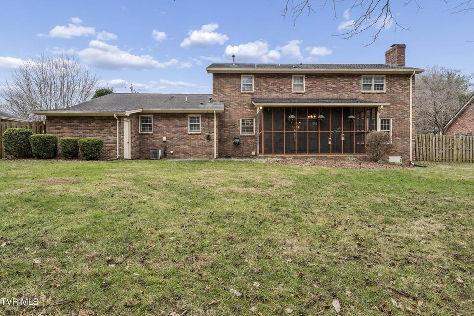 Photo #58: 517 Sharon Drive