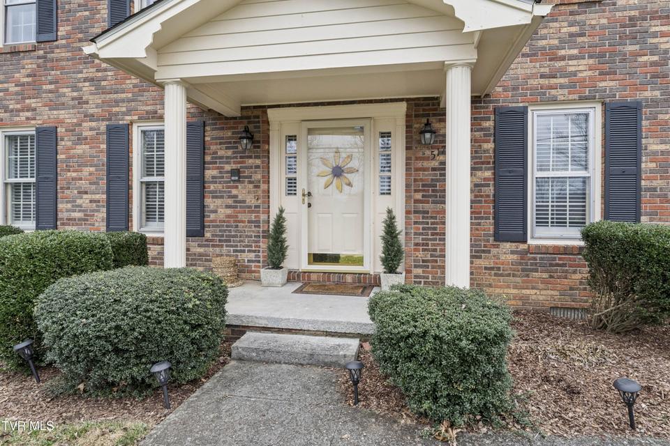 Photo #4: 517 Sharon Drive