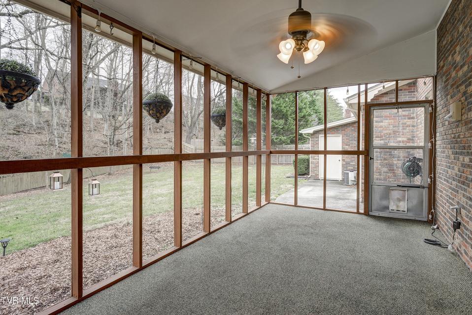 Photo #52: 517 Sharon Drive