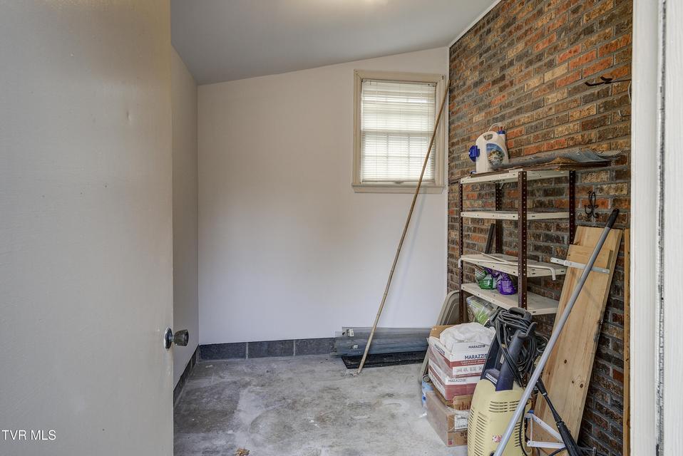 Photo #53: 517 Sharon Drive