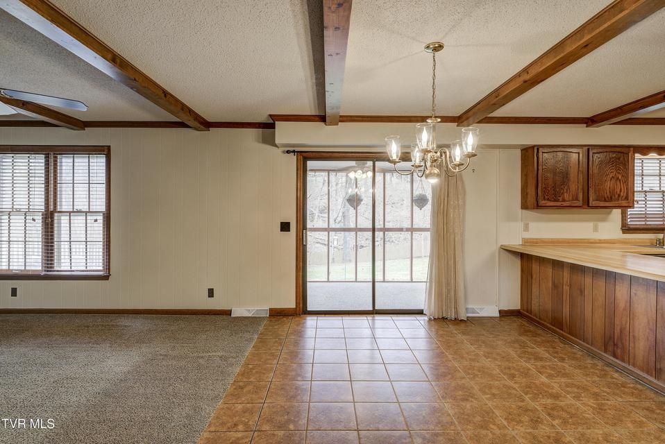 Photo #14: 517 Sharon Drive