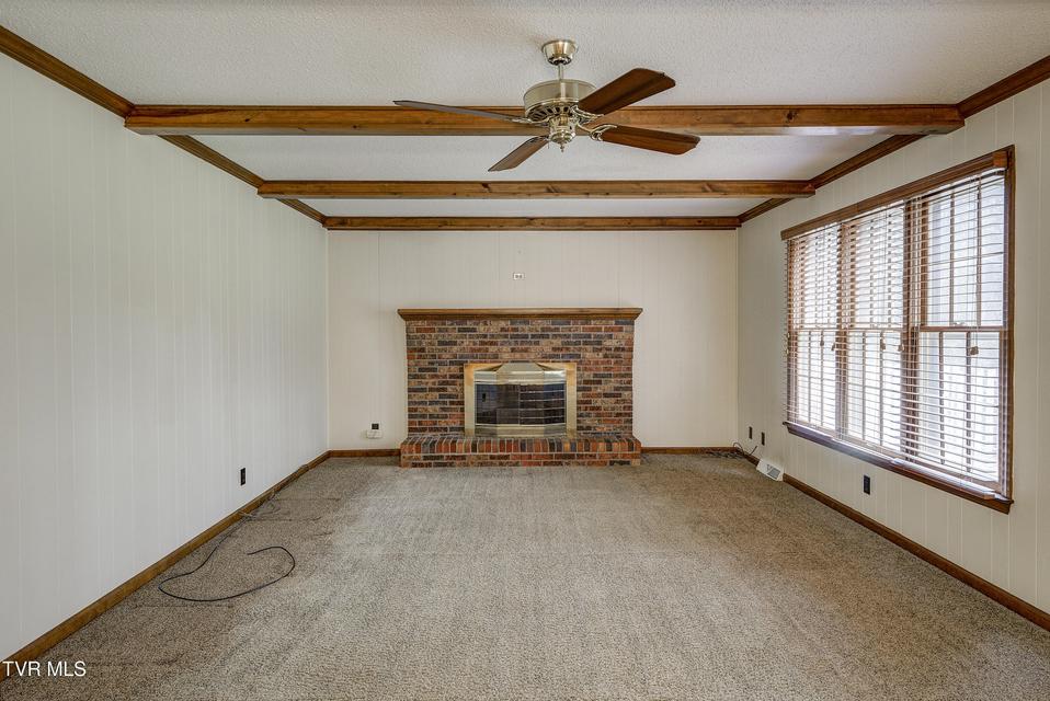 Photo #15: 517 Sharon Drive