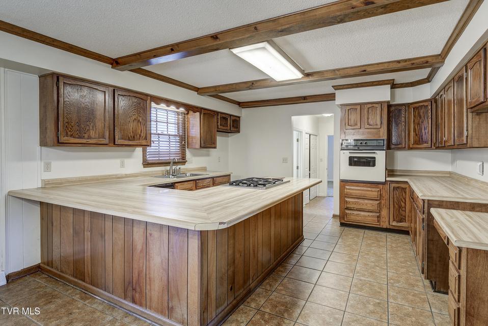 Photo #18: 517 Sharon Drive