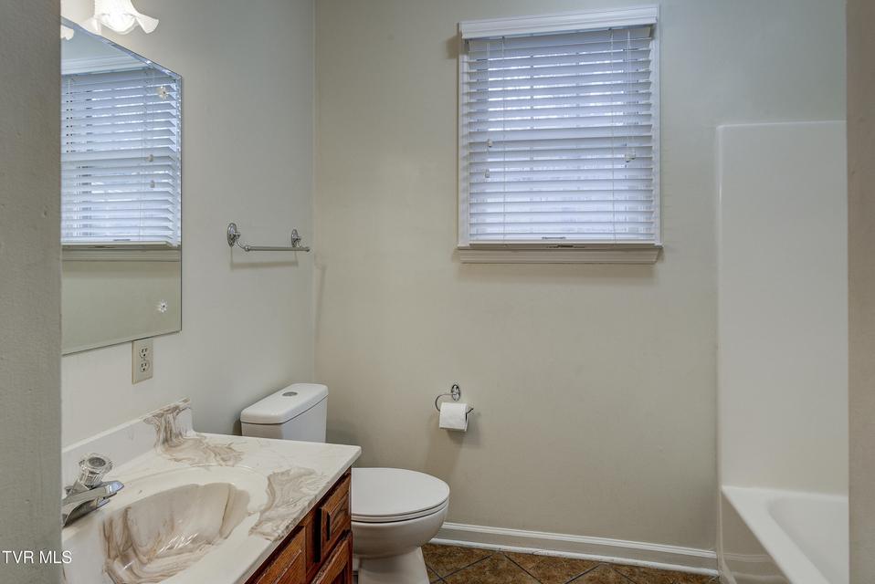 Photo #24: 517 Sharon Drive