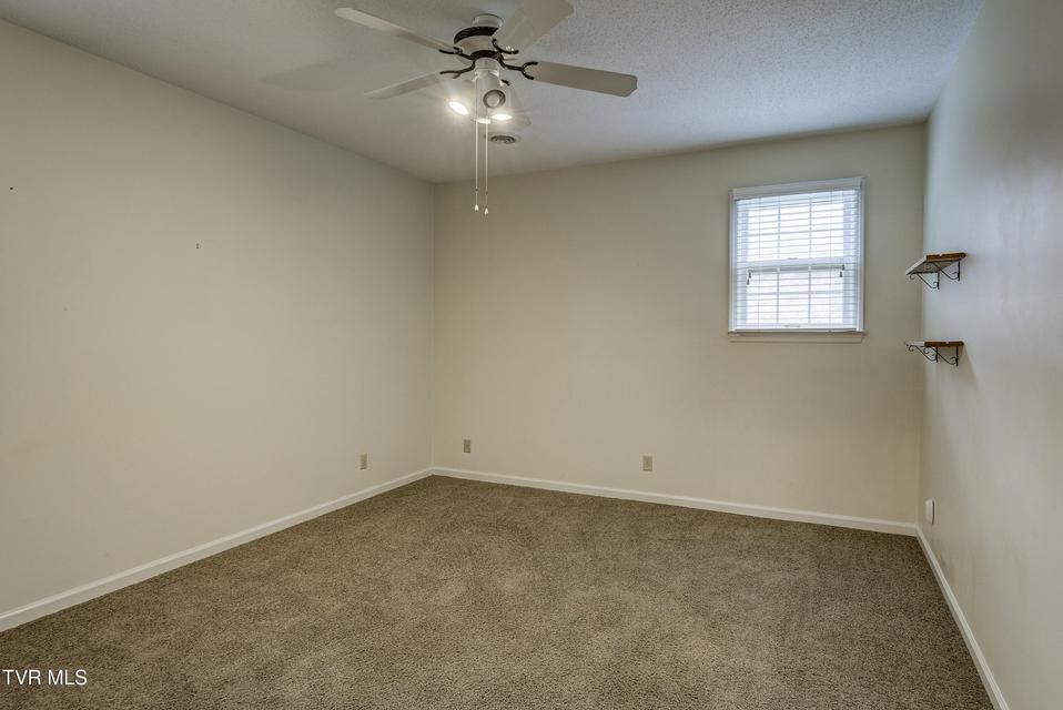 Photo #27: 517 Sharon Drive