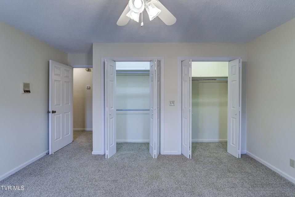 Photo #36: 517 Sharon Drive