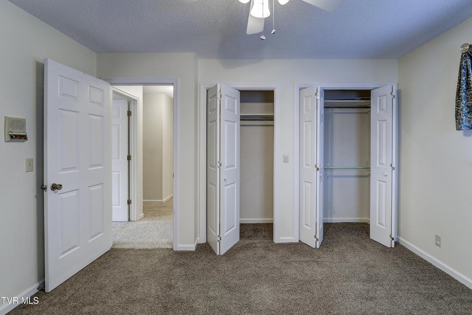 Photo #39: 517 Sharon Drive