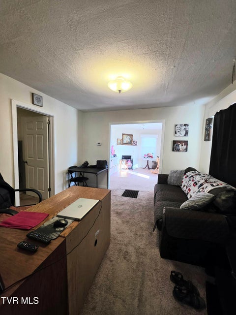 Photo #20: 810 Lamont Street