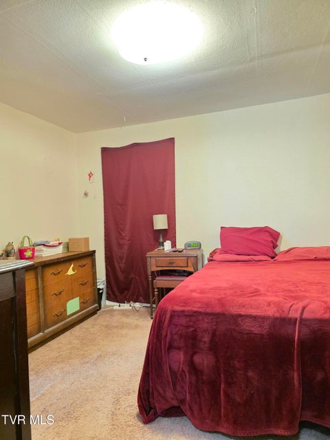 Photo #12: 810 Lamont Street