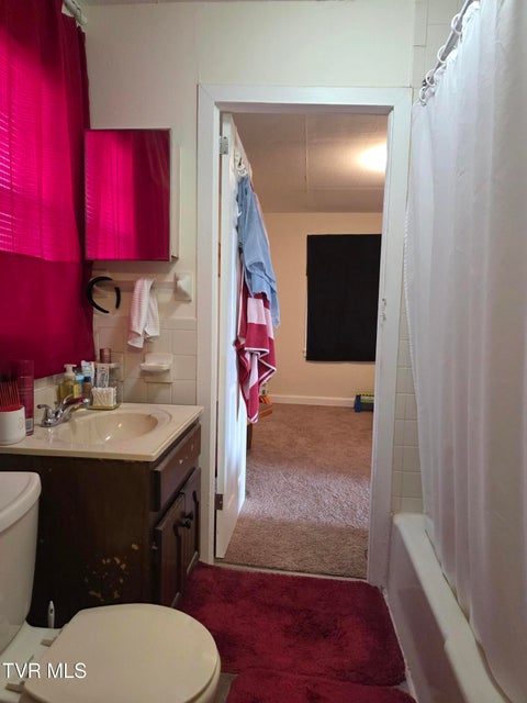 Photo #13: 810 Lamont Street