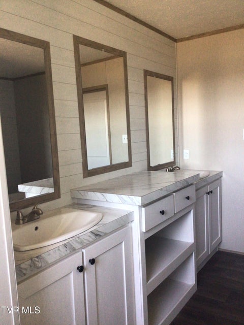 Photo #33: 116 Shepherd North Drive