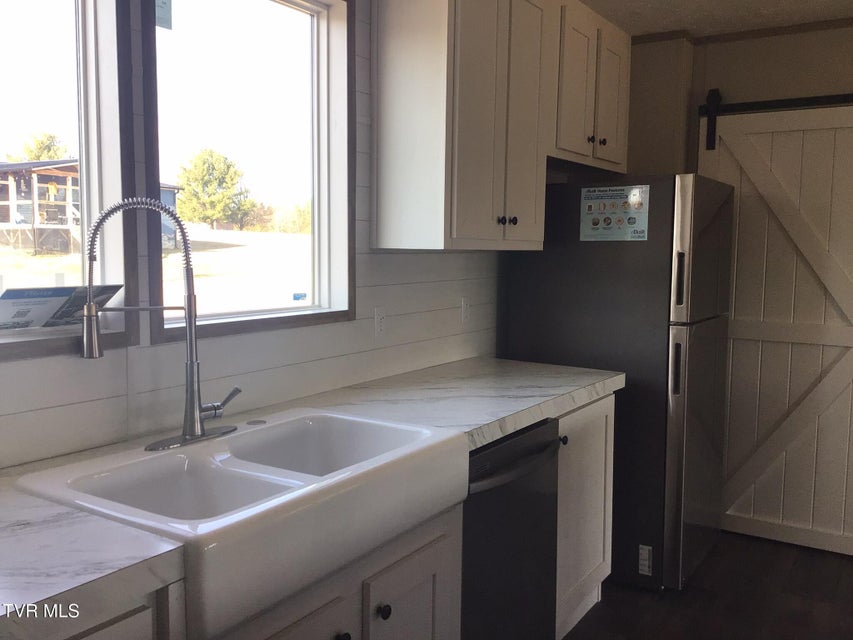 Photo #17: 116 Shepherd North Drive