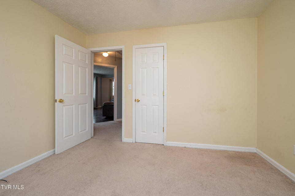 Photo #15: 813 Fairmont Avenue