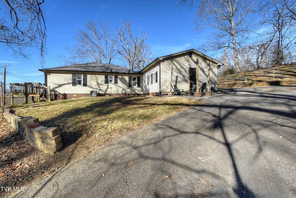 Photo #34: 413 Northcott Drive