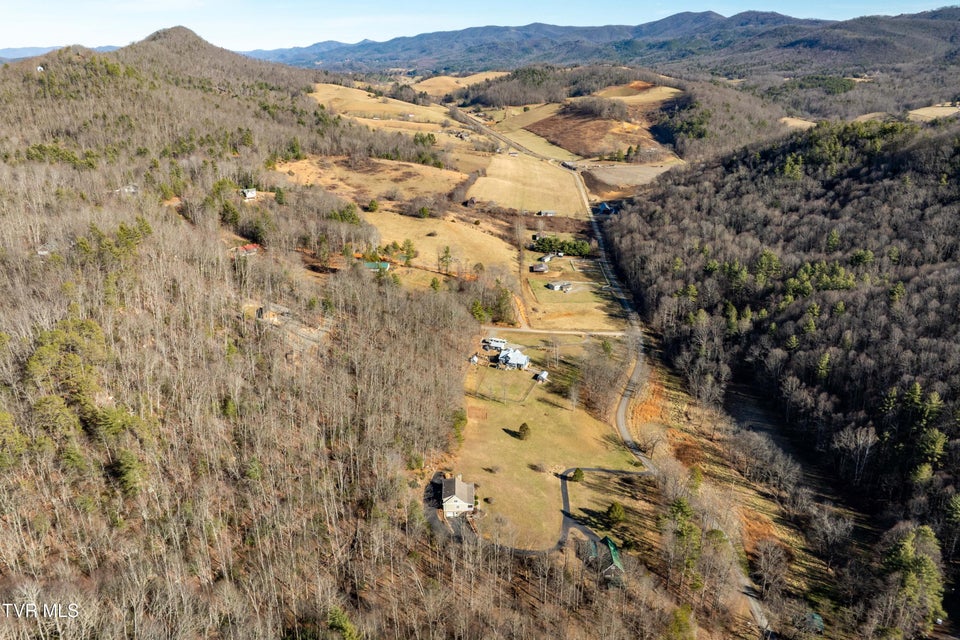 Photo #61: 718 Copperhead Hollow Road