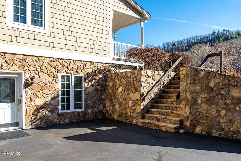 Photo #20: 718 Copperhead Hollow Road