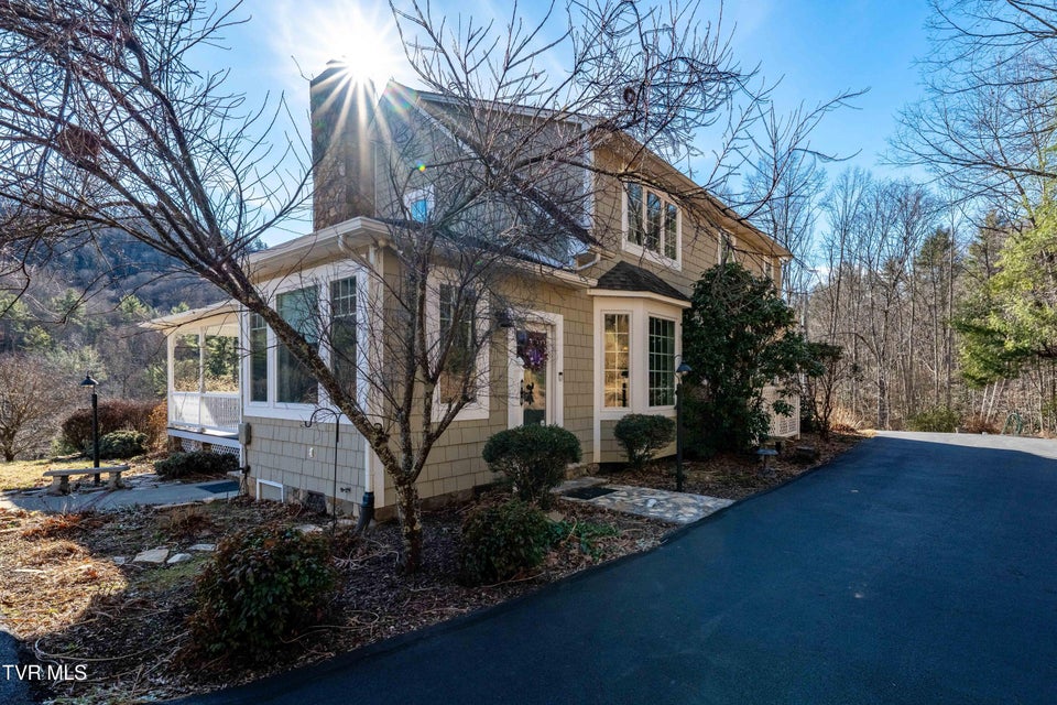 Photo #35: 718 Copperhead Hollow Road