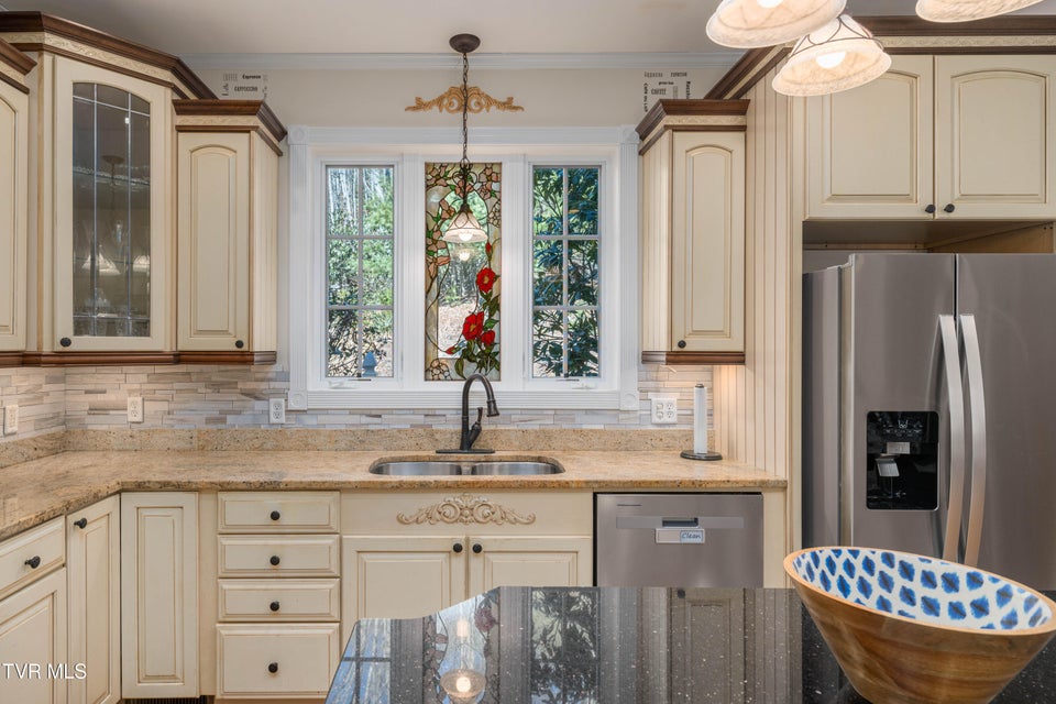 Photo #72: 718 Copperhead Hollow Road