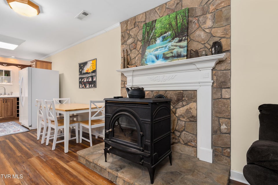 Photo #94: 718 Copperhead Hollow Road