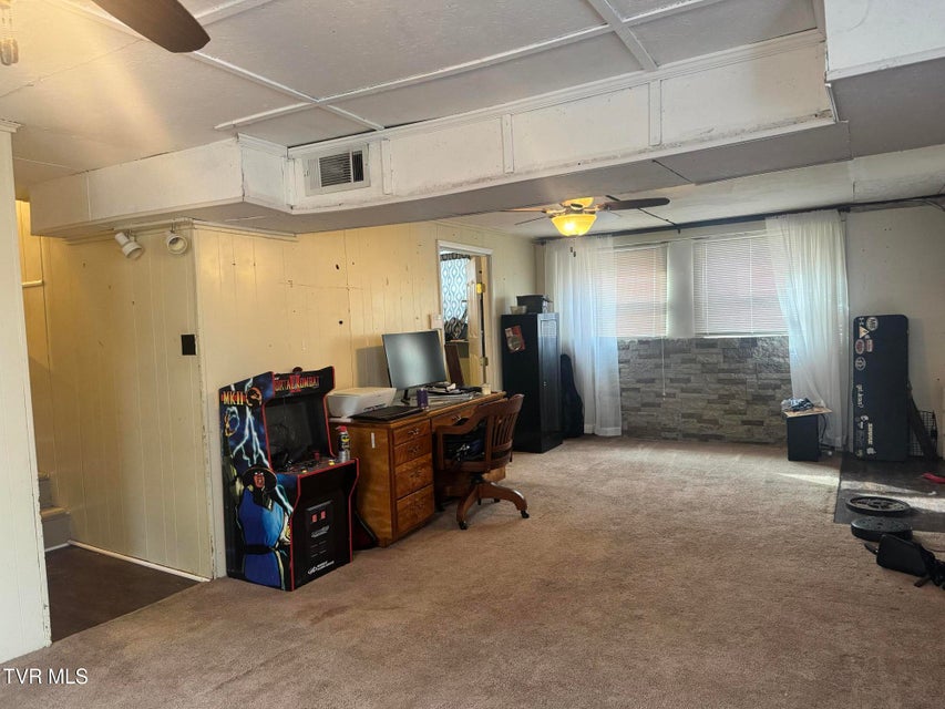 Photo #40: 208 Sycamore Street