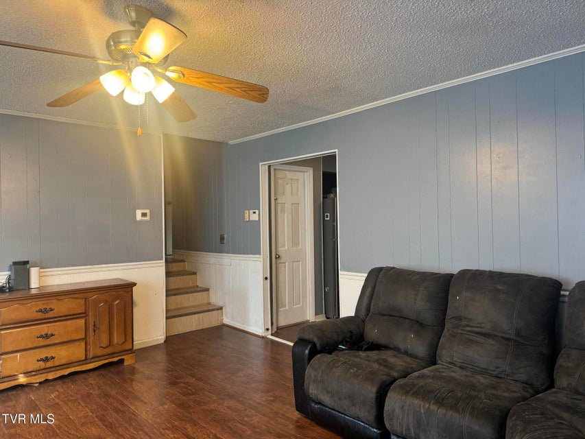 Photo #16: 208 Sycamore Street