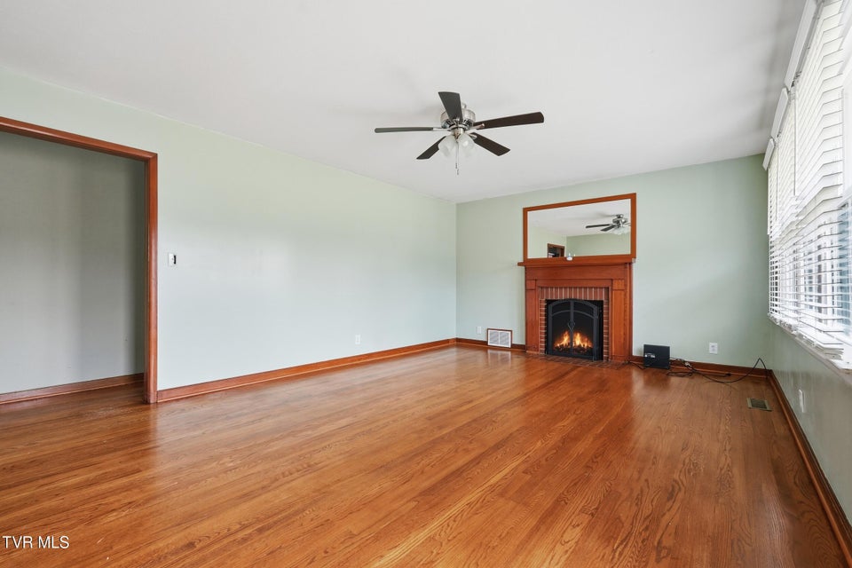 Photo #7: 2245 Saltville Highway