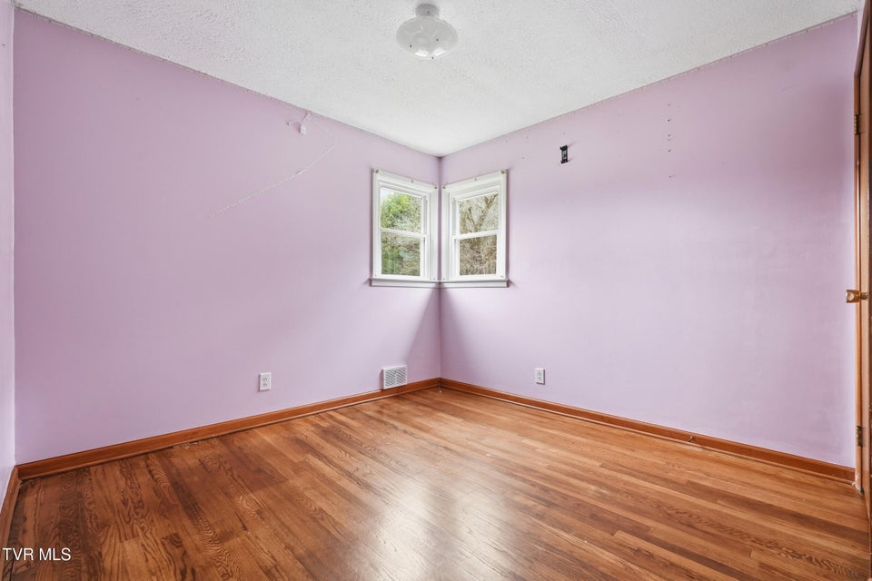 Photo #22: 2245 Saltville Highway