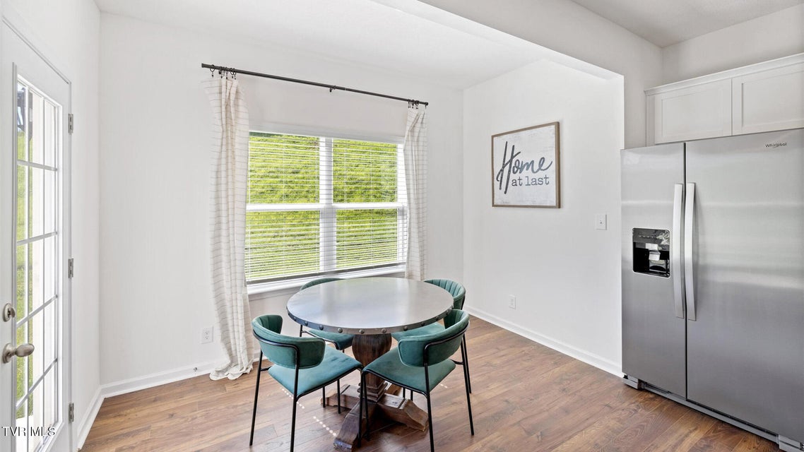 Photo #5: 217 Artist Avenue 