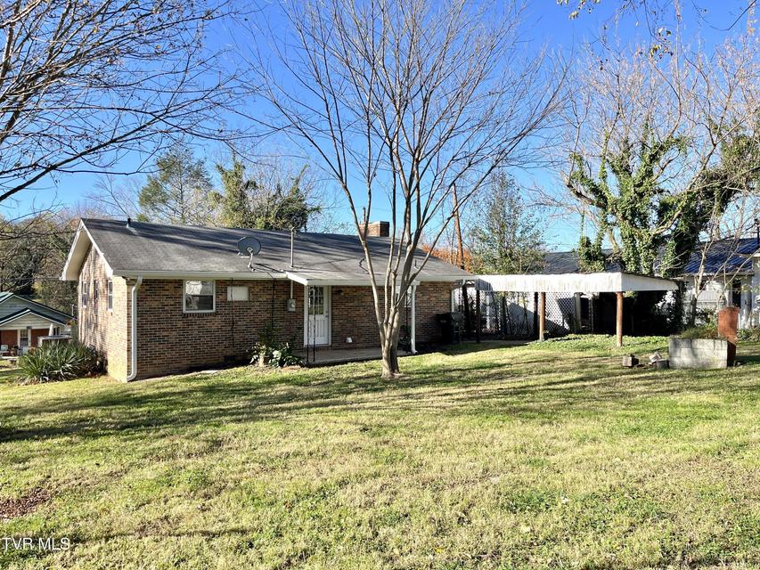 Photo #19: 126 Pearl Street