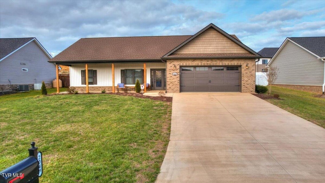 Photo #34: 2049 Presley Crossing