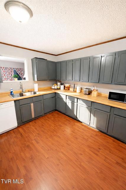 Photo #6: 4317 Stone Mountain Road