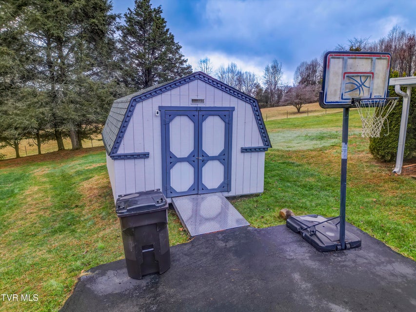 Photo #28: 125 Webb Court