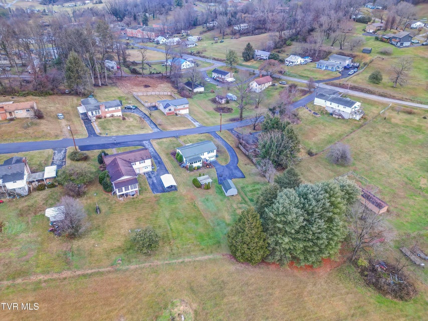 Photo #37: 125 Webb Court