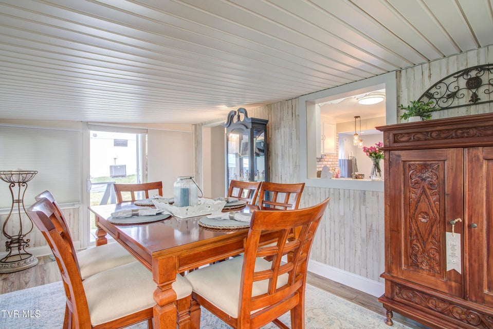 Photo #10: 125 Webb Court