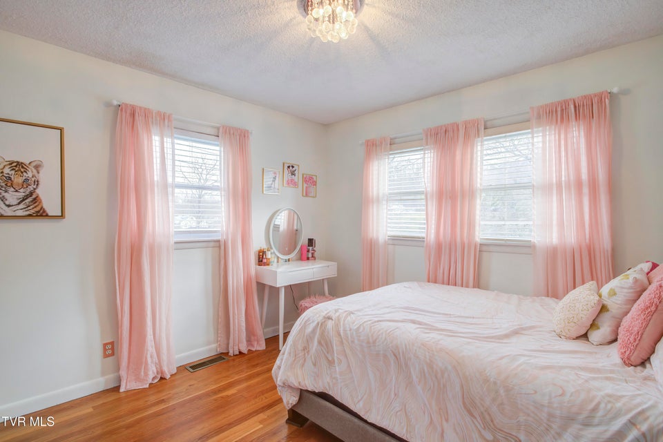 Photo #18: 125 Webb Court