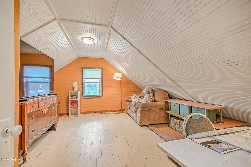 Photo #33: 212 Magnolia Drive