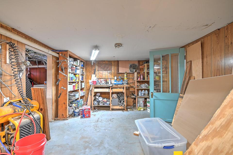 Photo #38: 212 Magnolia Drive