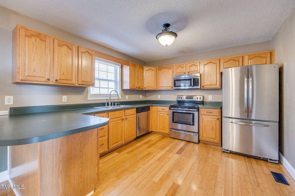 Photo #9: 4329 Morning Star Drive